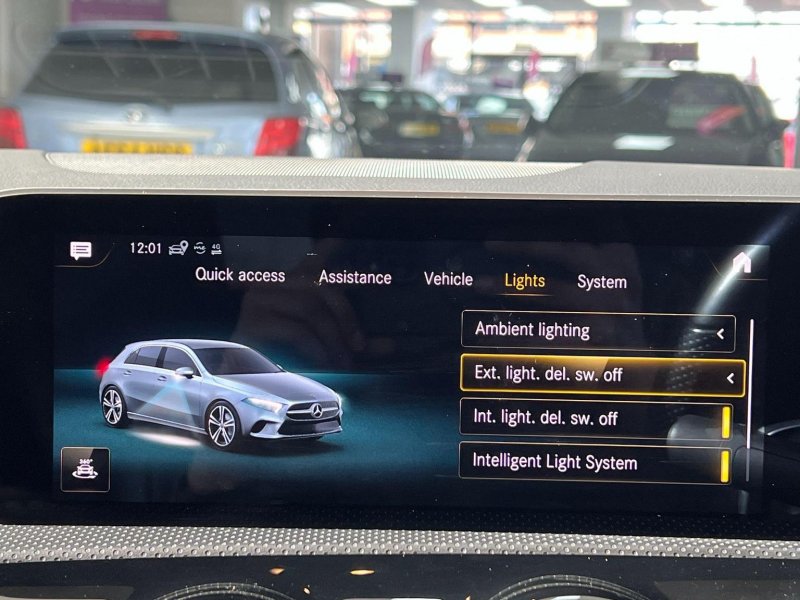 MERCEDES-BENZ A CLASS