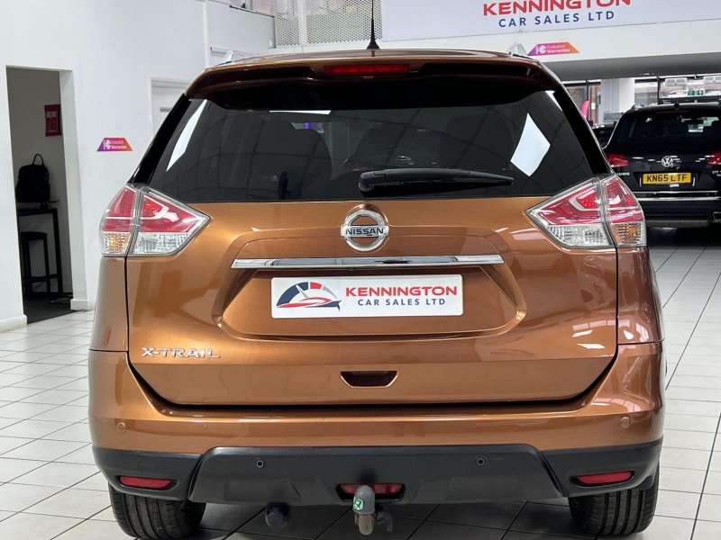 NISSAN X-TRAIL