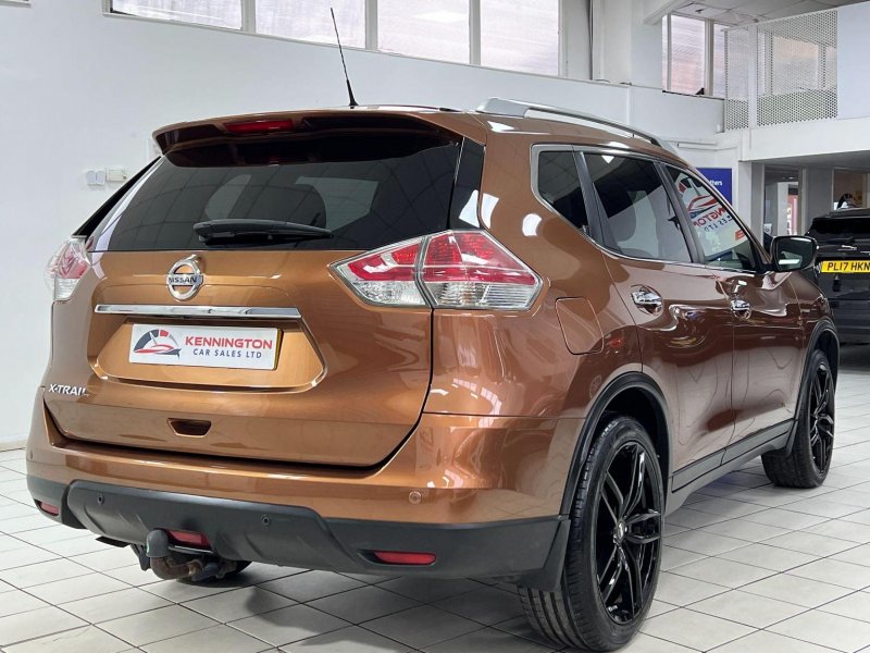 NISSAN X-TRAIL