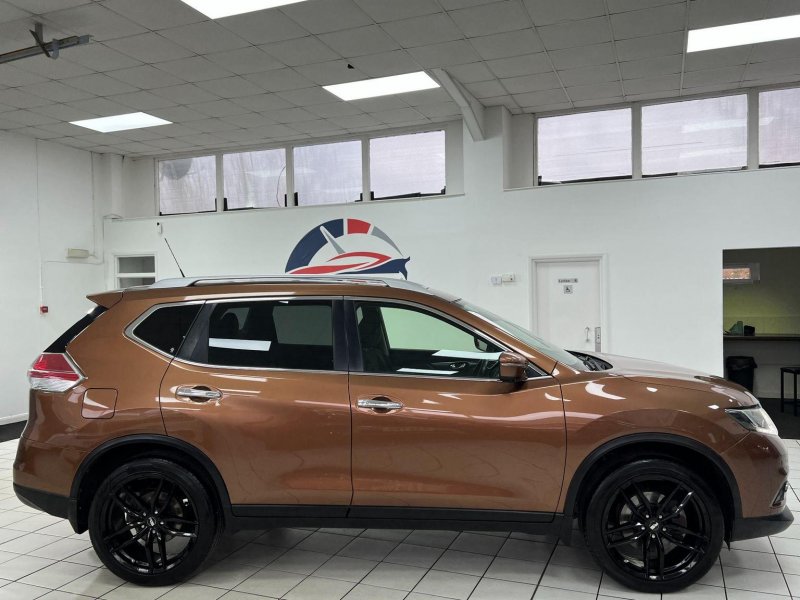 NISSAN X-TRAIL