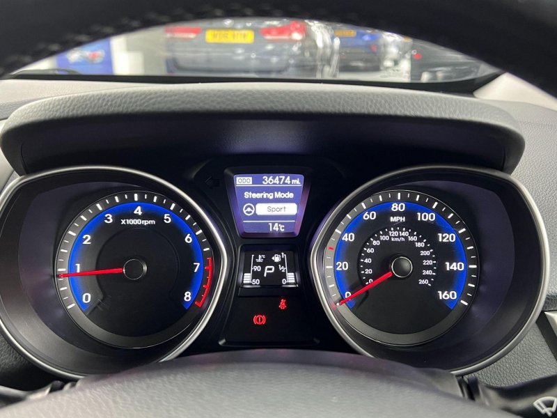 HYUNDAI I30