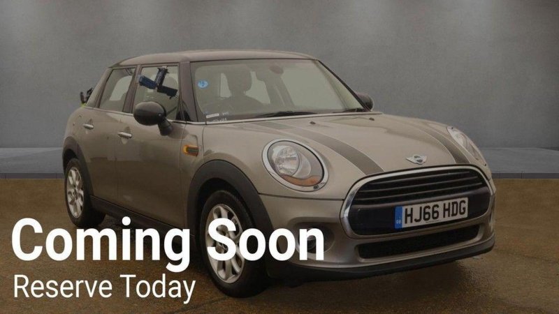 MINI HATCH