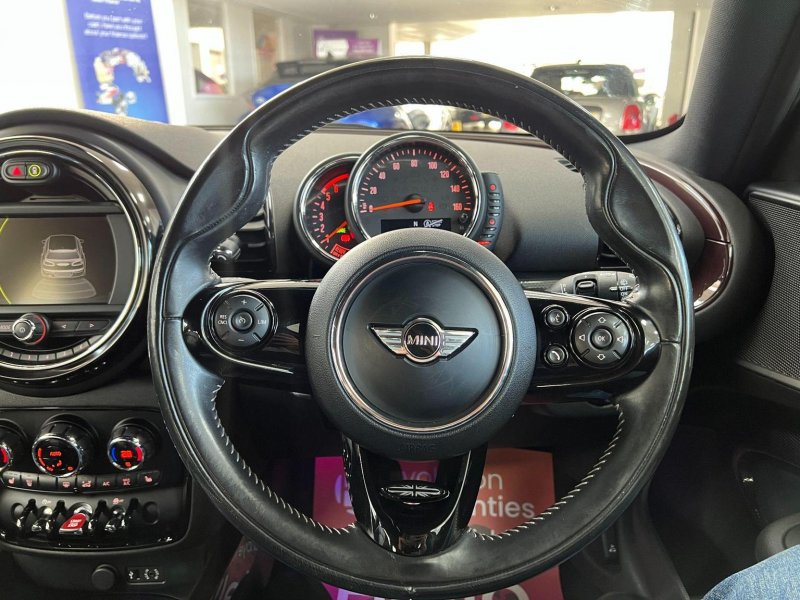 MINI CLUBMAN