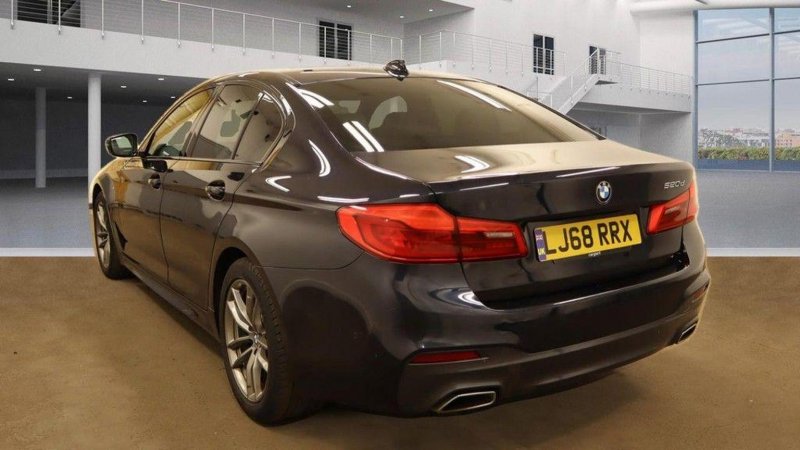 BMW 5 SERIES