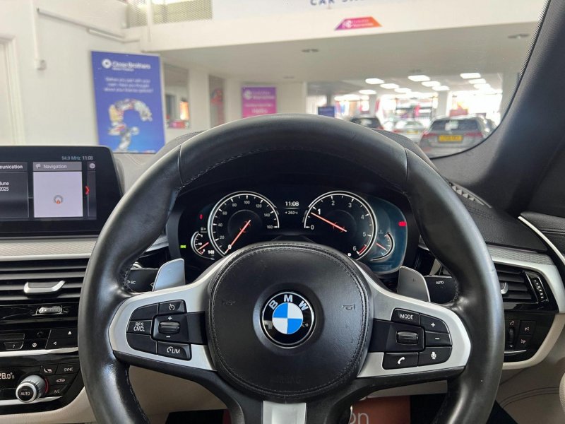 BMW 5 SERIES