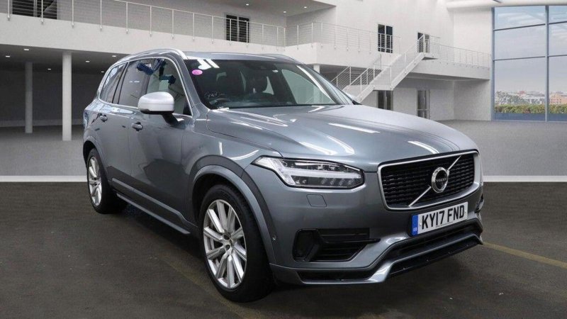 VOLVO XC90